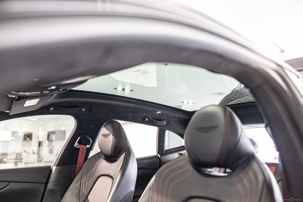 Used 2021 Aston Martin DBX AWD/4WD image 20