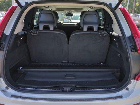Used 2023 Volvo XC90 B5 Core w/ Protection Package Premier image 12