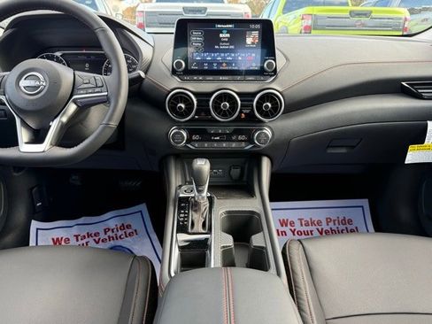 New 2025 Nissan Sentra SR w/ SR Premium Package image 24