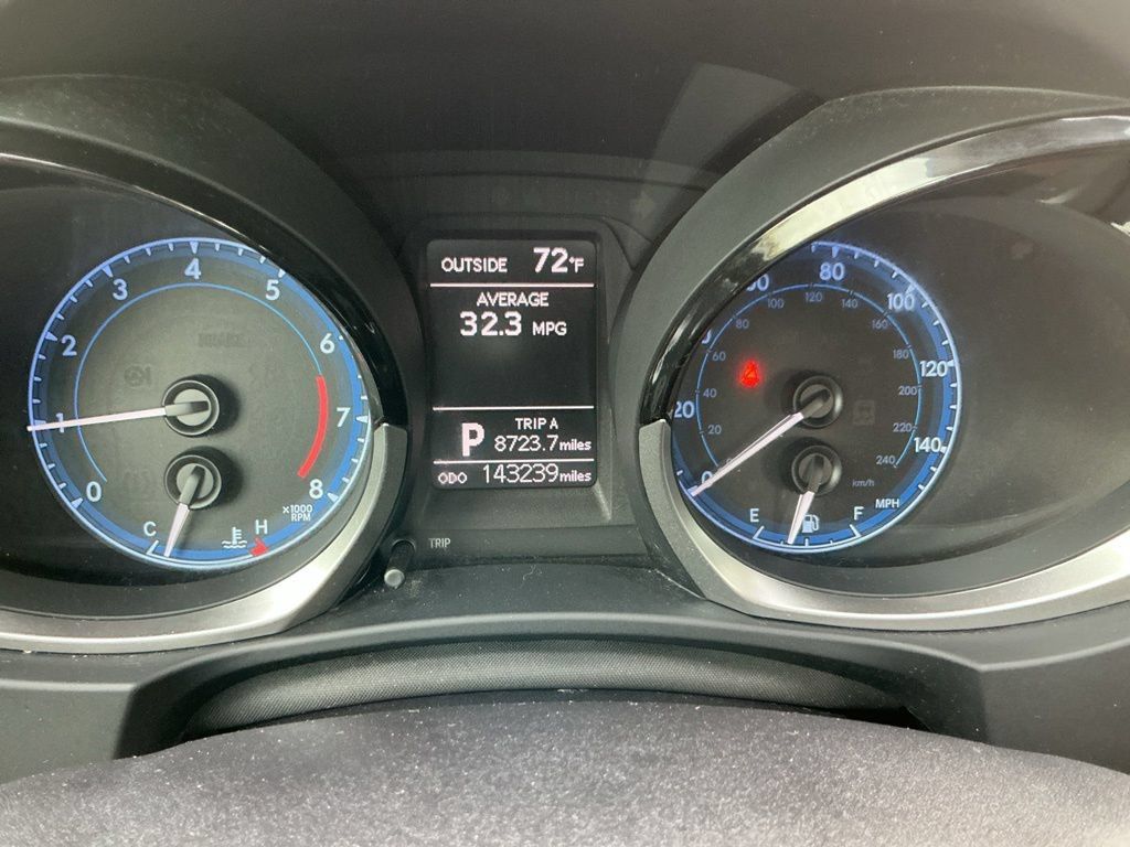 Used 2015 Toyota Corolla S FWD image 18