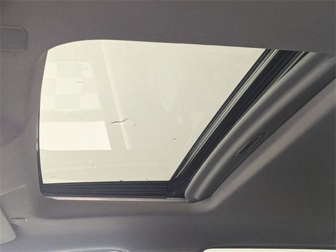 Used 2021 GMC Sierra 1500 Denali w/ Denali Ultimate Package image 15