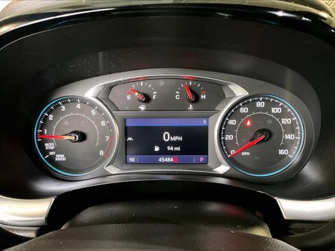 Used 2022 Chevrolet Traverse LT AWD/4WD image 26