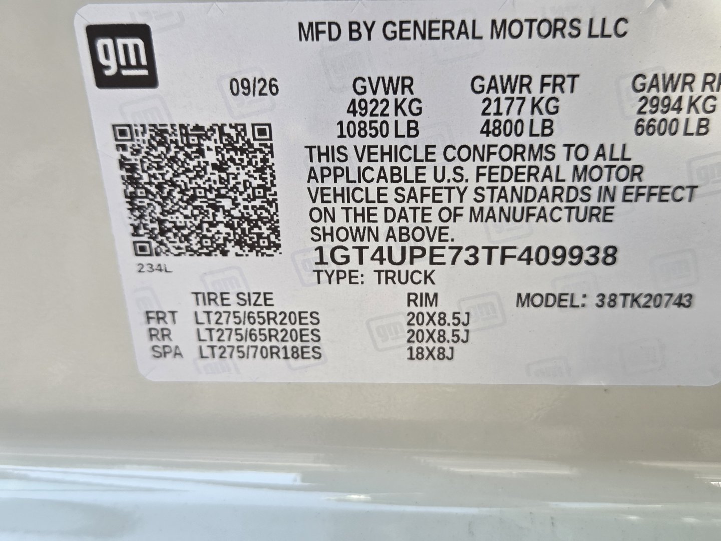 New 2026 GMC Sierra 2500 AT4 AWD/4WD image 28