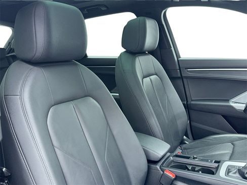 Used 2021 Audi Q3 2.0T Premium w/ Convenience Package image 42