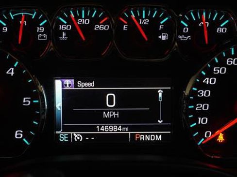 Used 2016 Chevrolet Tahoe LS image 21