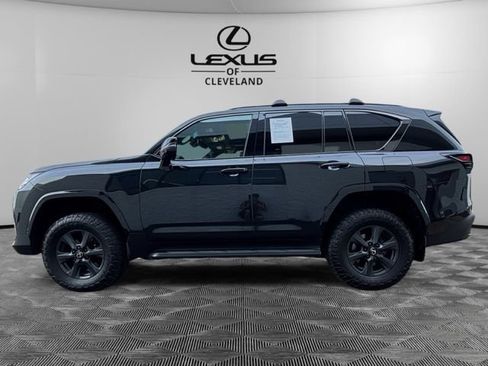 Used 2025 Lexus LX 700h Overtrail w/ Accessory Package (Z1) AWD/4WD image 3