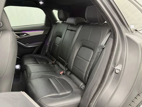 Used 2025 Jaguar F-PACE R-Dynamic S AWD/4WD image 29