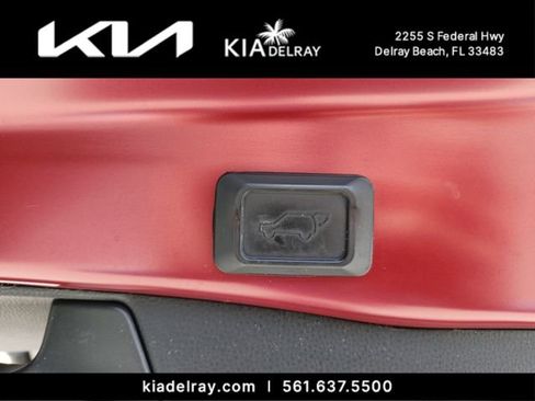Used 2021 Toyota RAV4 Limited AWD/4WD image 11
