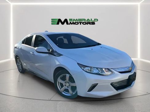 Used 2017 Chevrolet Volt LT FWD image 1