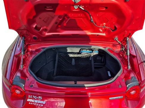 Used 2025 MAZDA MX-5 Miata RF Grand Touring image 17