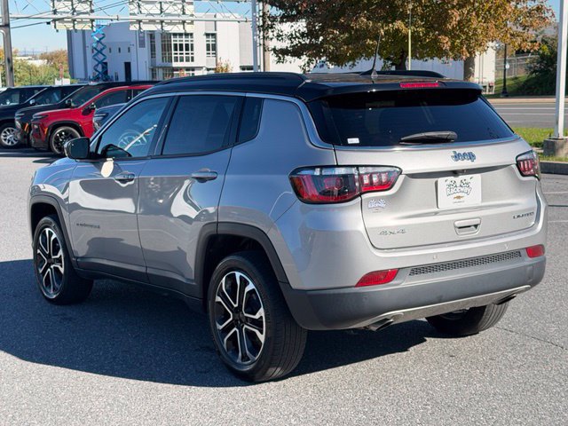 Used 2023 Jeep Compass Limited AWD/4WD image 10