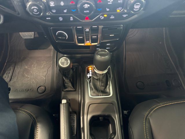 Used 2026 Jeep Gladiator Mojave AWD/4WD image 17
