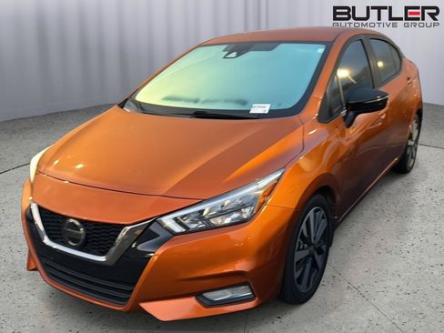 Used 2020 Nissan Versa SR w/ Convenience Package FWD image 1