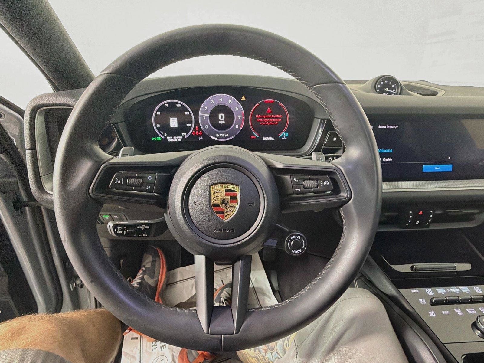 Certified 2024 Porsche Cayenne Coupe AWD/4WD image 20