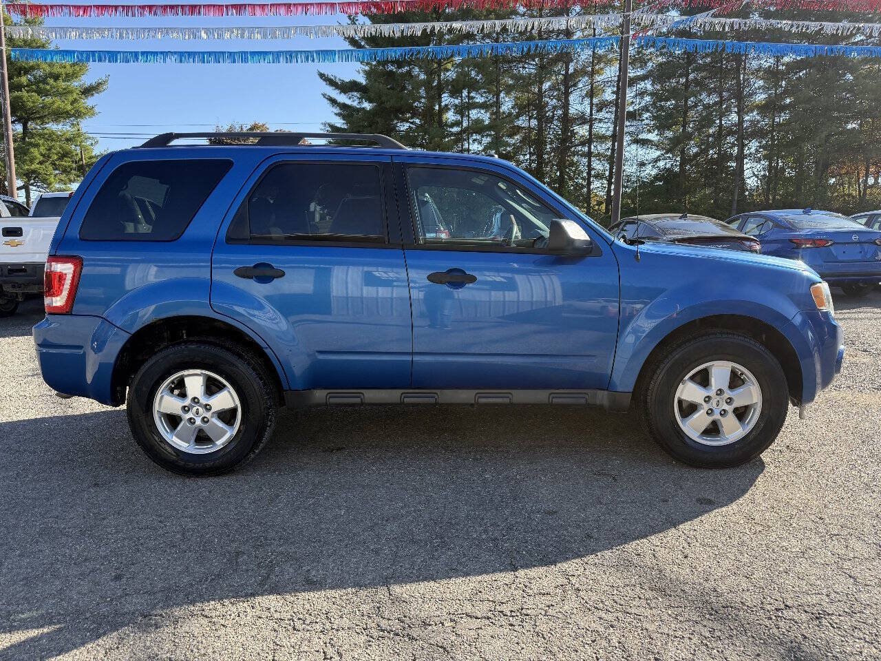 Used 2012 Ford Escape XLT w/ Class II Trailer Tow Pkg AWD/4WD image 4