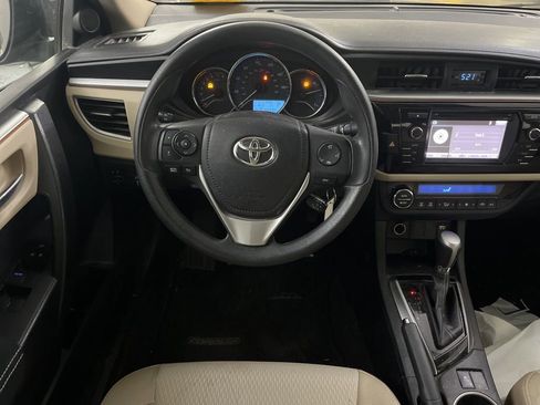 Used 2016 Toyota Corolla LE image 26