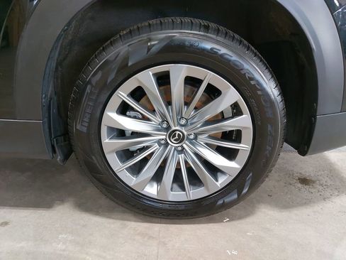 Used 2025 MAZDA CX-90 3.3 Turbo w/ Preferred Package image 36