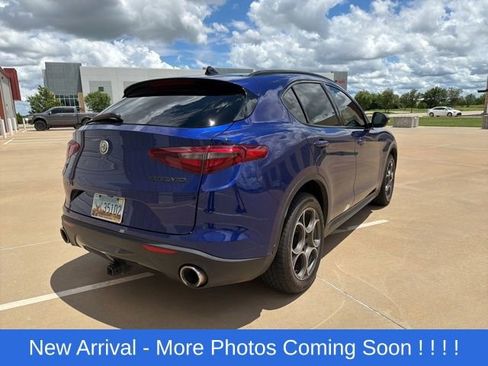 Used 2021 Alfa Romeo Stelvio Sprint w/ Nero Edizione AWD/4WD image 4