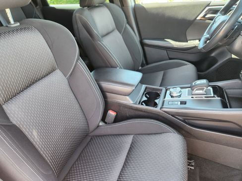 Used 2023 Mitsubishi Outlander ES FWD image 10