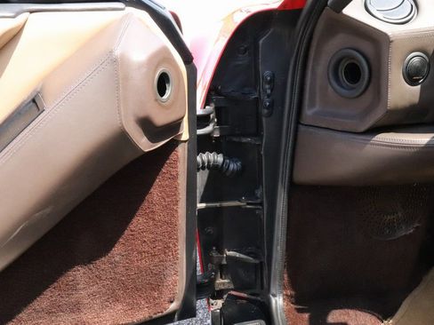 Used 1987 Ferrari Testarossa image 52