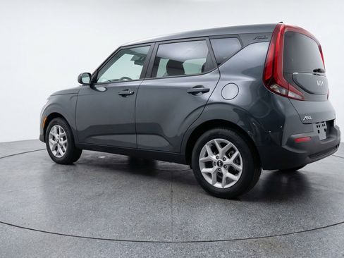 Used 2025 Kia Soul LX w/ LX Technology Package image 6