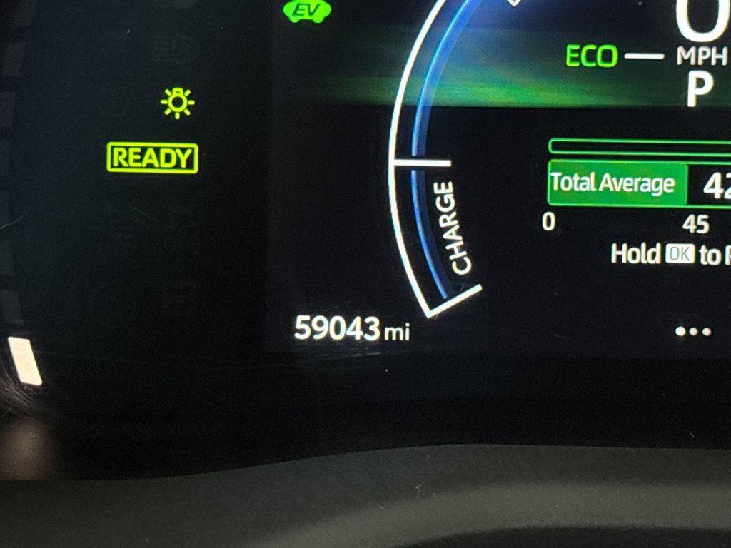 Used 2025 Toyota Camry LE FWD image 25
