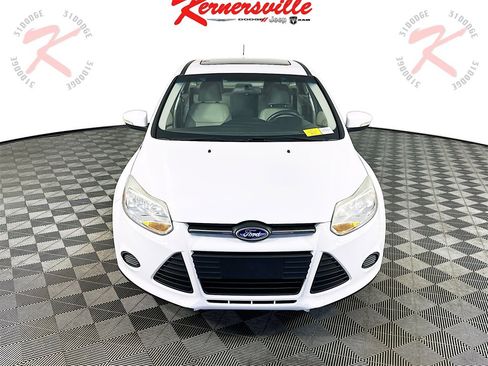 Used 2014 Ford Focus SE image 2