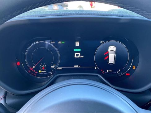 Used 2024 Dodge Hornet R/T image 18