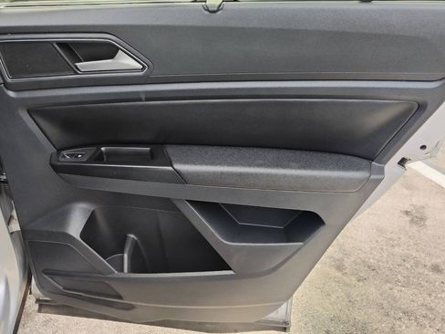 Used 2018 Volkswagen Atlas SE FWD image 46