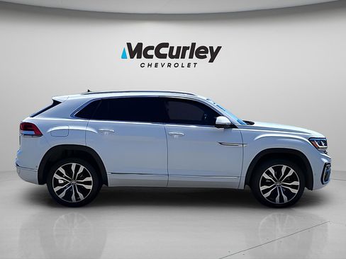 Used 2020 Volkswagen Atlas Cross Sport SEL Premium R-Line AWD/4WD image 8