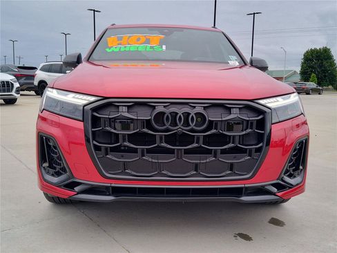 Used 2026 Audi Q7 3.0T Prestige AWD/4WD image 12