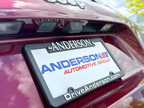 Used 2019 Jeep Cherokee Latitude w/ Cold Weather Group AWD/4WD image 15
