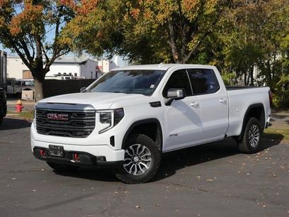Used 2023 GMC Sierra 1500 AT4 w/ Technology Package