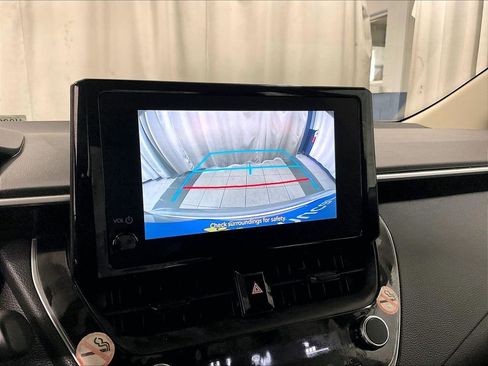 Used 2024 Toyota Corolla LE FWD image 19