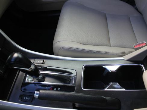 Used 2015 Honda Accord EX-L image 36