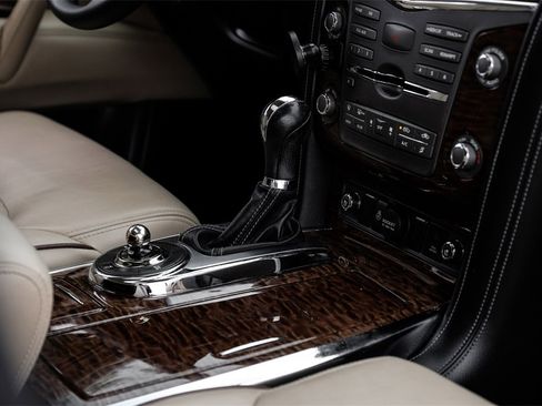 Used 2017 Nissan Armada Platinum w/ Captain Seat Package image 22