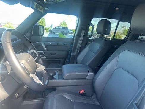 Used 2024 Land Rover Defender 110 X-Dynamic SE image 9
