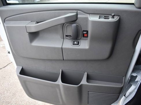 New 2025 Chevrolet Express 3500 w/ Power Convenience Package image 31