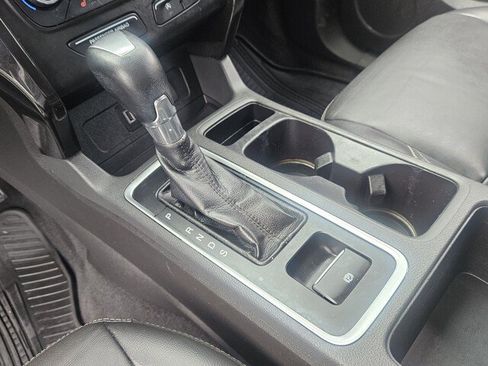 Used 2017 Ford Escape Titanium AWD/4WD image 16
