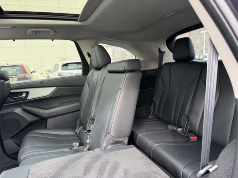 Used 2023 Acura MDX SH-AWD w/ Technology Package image 26