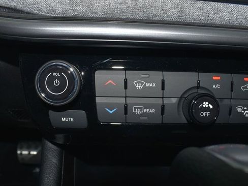 New 2025 Jeep Compass Sport w/ Mopar Graphics Package image 24