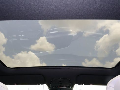 Certified 2024 Cadillac Lyriq Sport RWD image 17