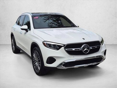 Certified 2026 Mercedes-Benz GLC 300 4MATIC image 3