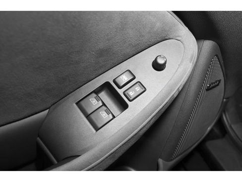 Used 2015 Nissan 370Z Coupe image 13