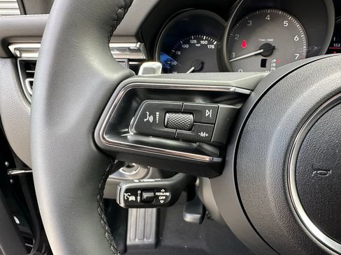 Used 2026 Porsche Macan S AWD/4WD image 19