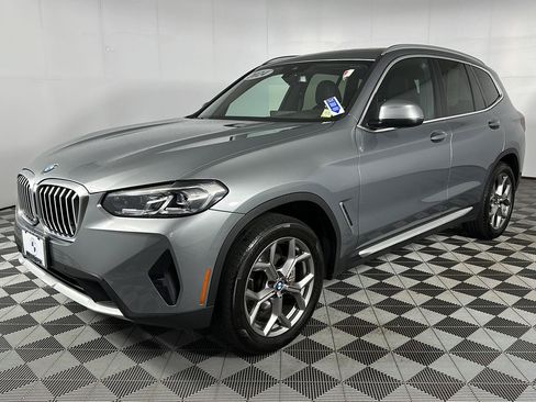 Used 2024 BMW X3 xDrive30i w/ Premium Package AWD/4WD image 4