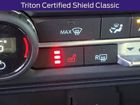 Used 2021 Ford Bronco Badlands image 28