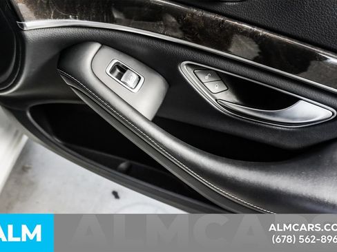 Used 2020 Mercedes-Benz S 560 Sedan image 43