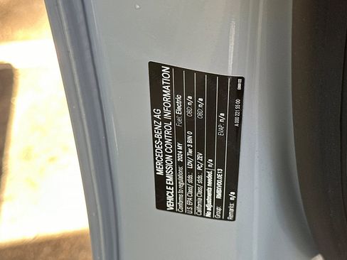 Used 2024 Mercedes-Benz EQE 500 4MATIC Sedan image 20