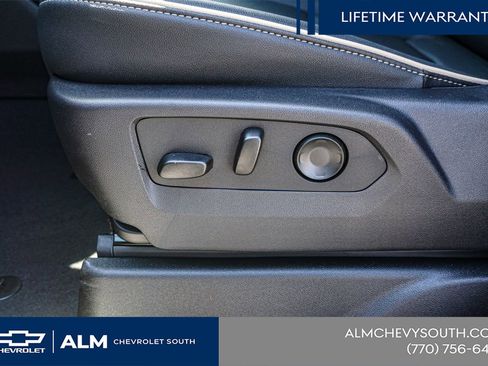 New 2026 Chevrolet Suburban Premier RWD image 34